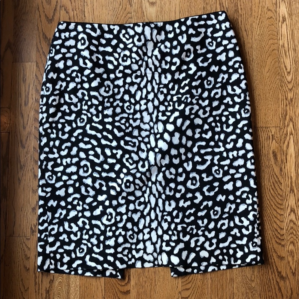 Leopard Print White House Black Market Skirt
